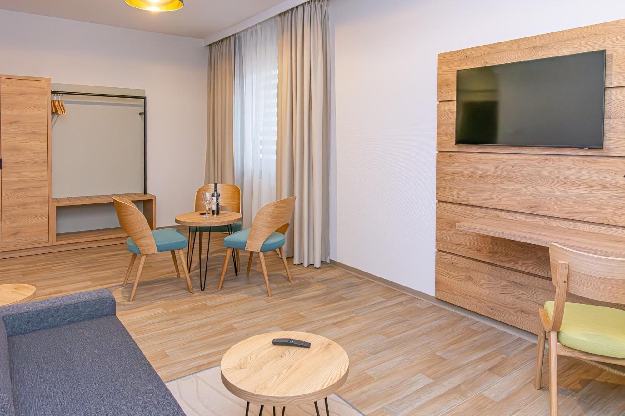 Novy Hotel Zielona Gora  Luaran gambar