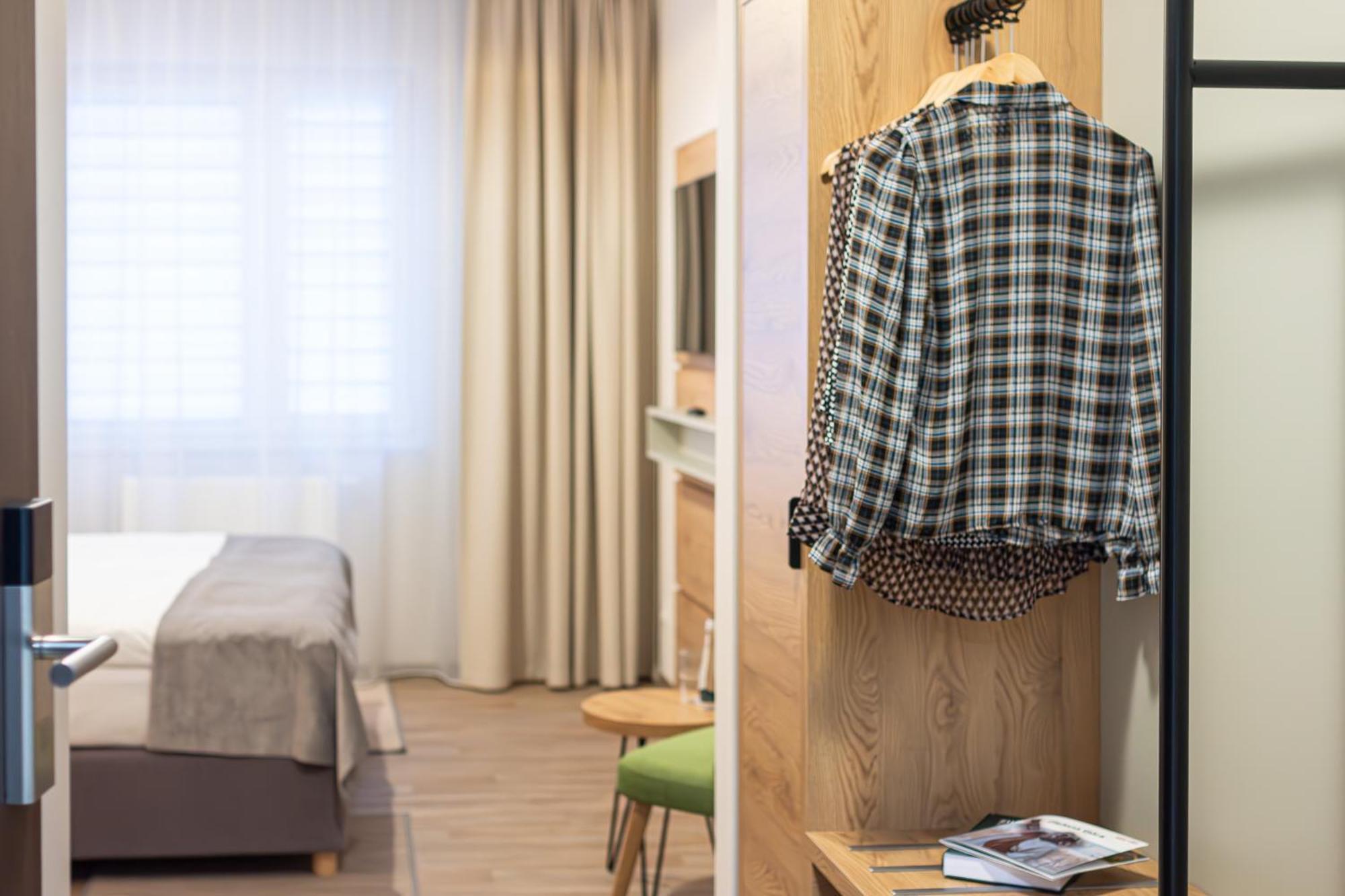 Novy Hotel Zielona Gora  Luaran gambar