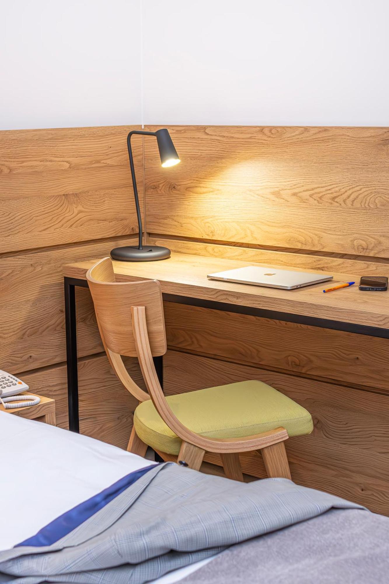 Novy Hotel Zielona Gora  Luaran gambar