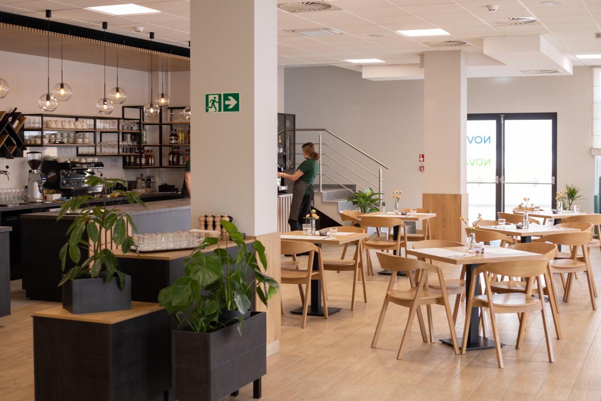 Novy Hotel Zielona Gora  Luaran gambar